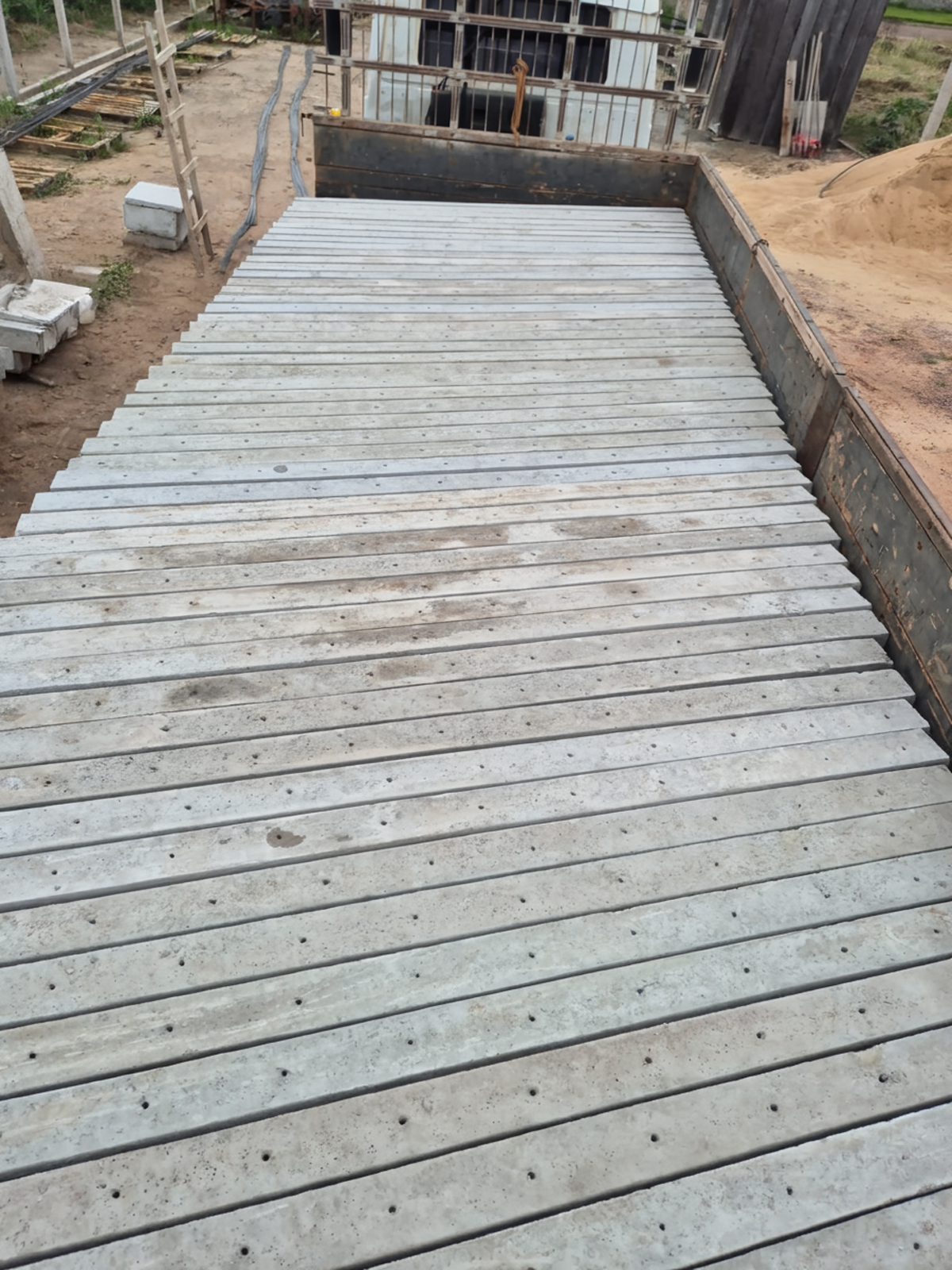 Pilares de concreto pré-moldados para cerca em Sinop MT